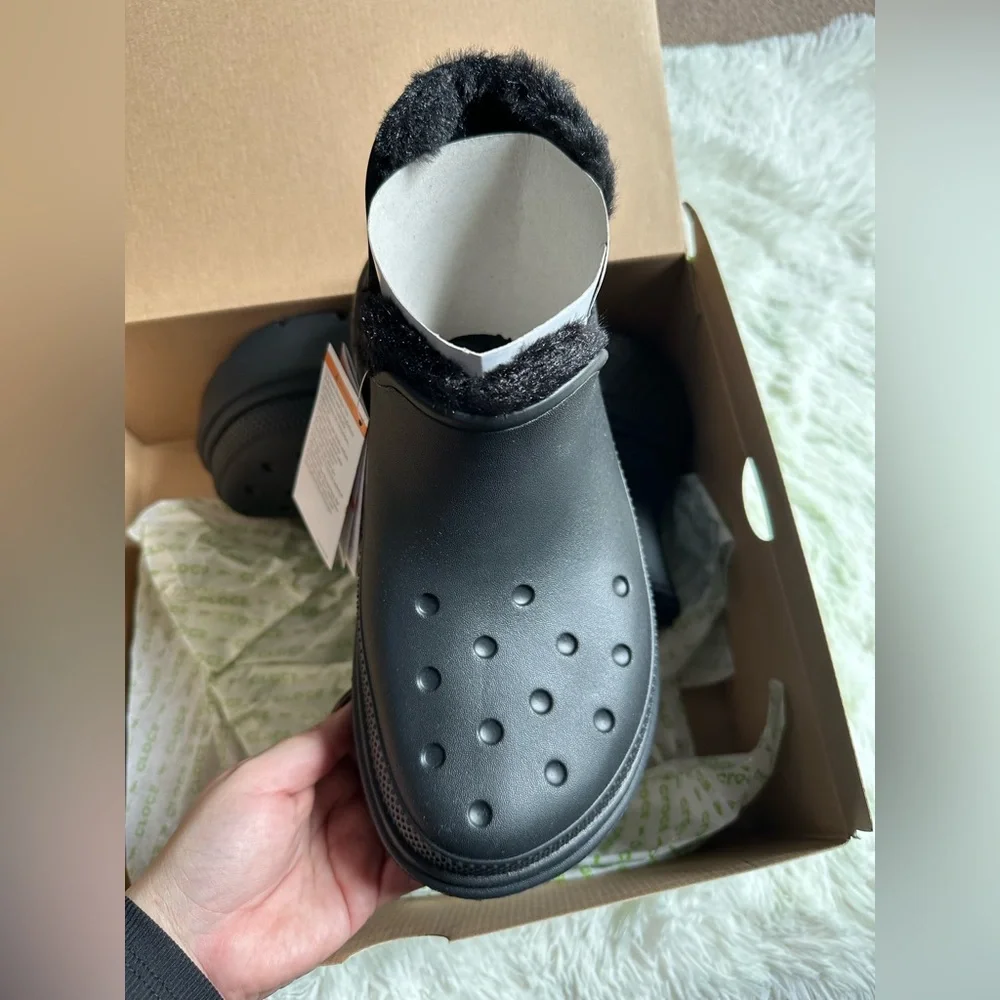 NIB Crocs Stomp Lined Shorty Boots - Picture 4 of 6